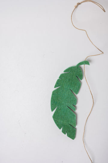 Felt Leaves Garland (Green)