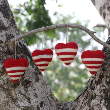 Christmas Heart Bauble Set Of 4